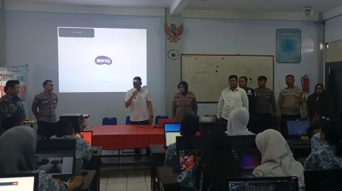 Sinergi Pendidikan dan Kepolisian: SMK Tadika Pertiwi Gelar Pelatihan AI Bersama Tim TOT Polres Depok